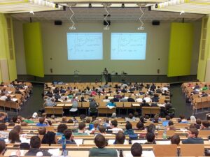 Pros & Cons Of Different Educational Boards In The Market