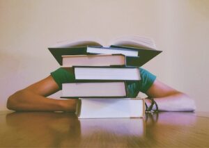 Is Distance Learning And Online Learning The Same?